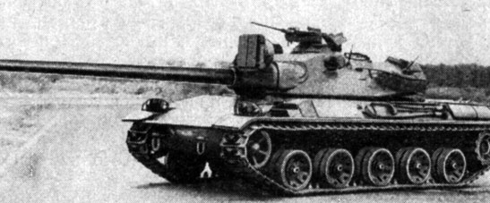 Рис. 19. Французский танк AMX-30